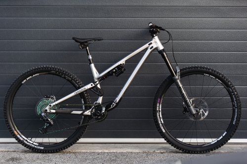 Commencal on sale enduro bike